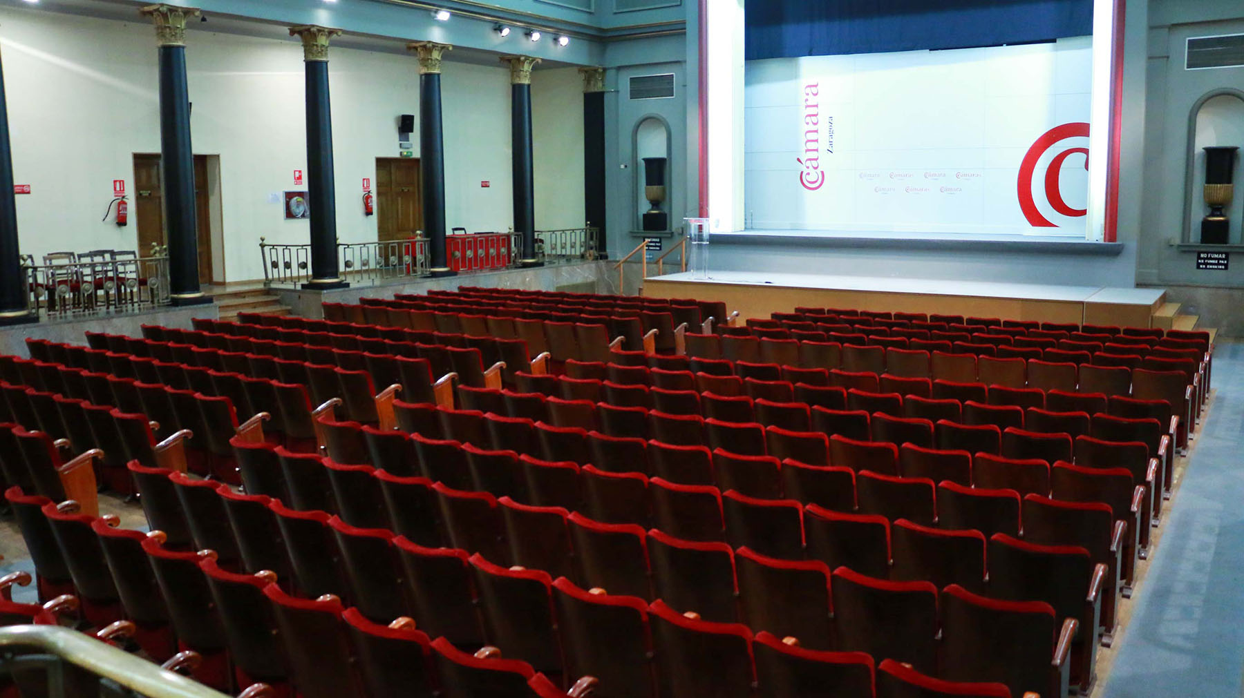 Salón de actos de la Cámara de Comercio de Zaragoza